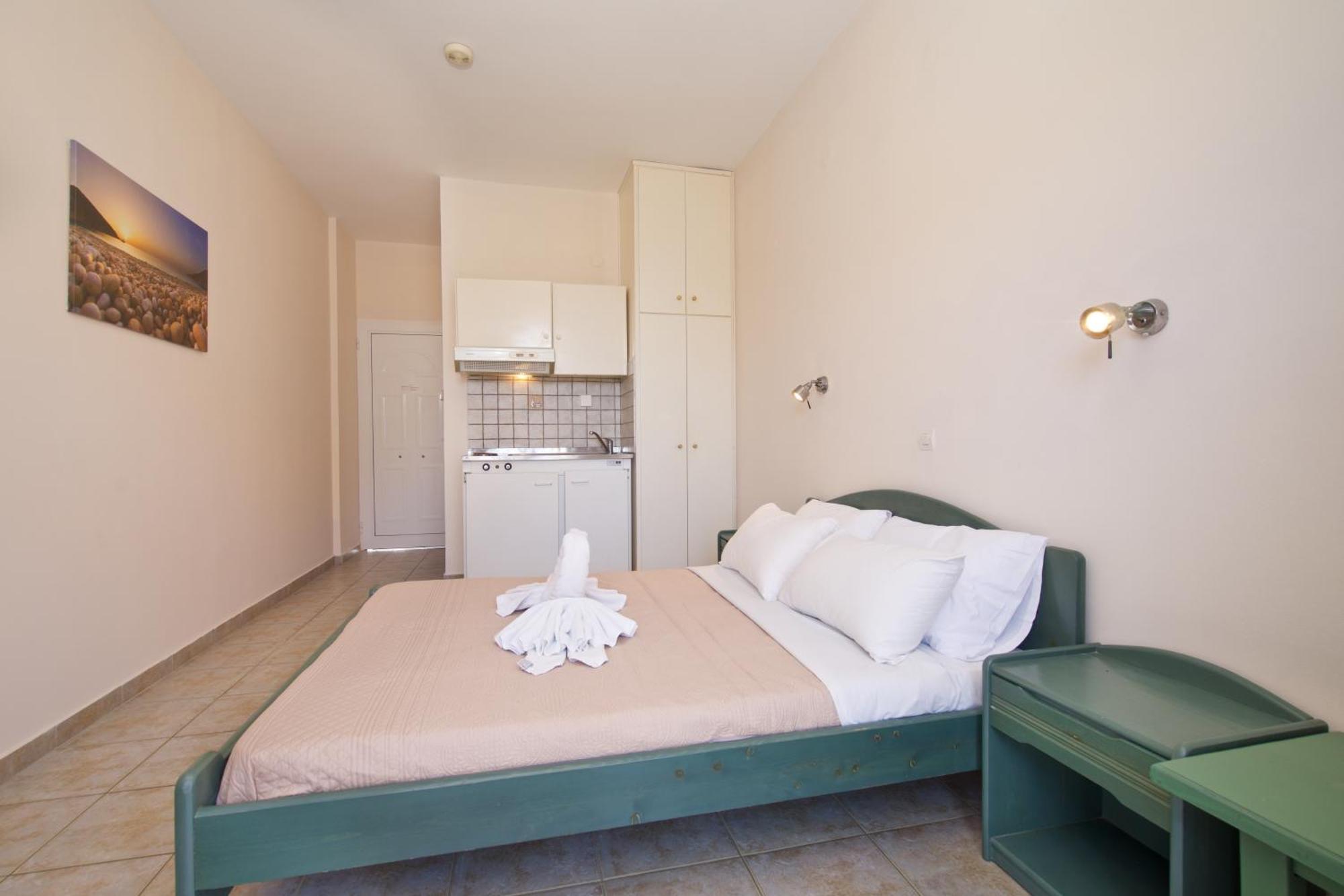 Theodora Studios & Apartments Skala  Εξωτερικό φωτογραφία